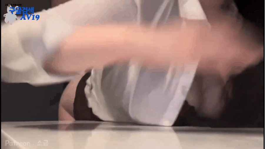 韩国博主mymelodyblue（소금）绝美身材声甜超美巨乳[396M-1.gif