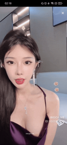 抖音颜值主播各显神通 擦边闪现走光 一周精选合集[4G]-2.gif